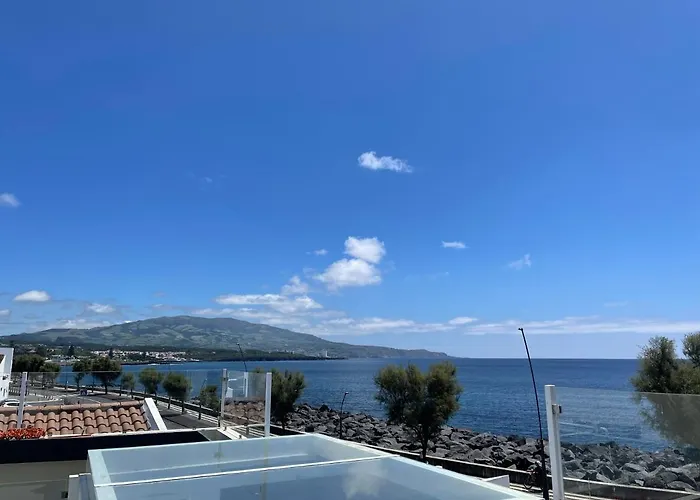 Terraço de São Roque, Junto à Praia!