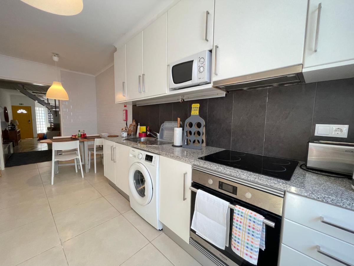 Terraco De Sao Roque, Junto A Praia! Holiday home